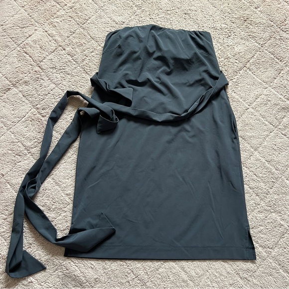 Athleta Go Anywhere Strapless Dress Women’s Size 8 - Picture 1 of 7